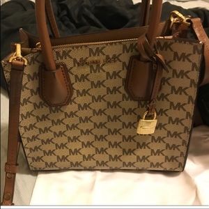 MICHAEL KORS MERCER CROSSBODY